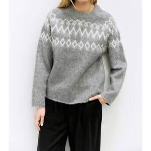 Mod Ref Gray and White Fair Isle Crewneck Sweater